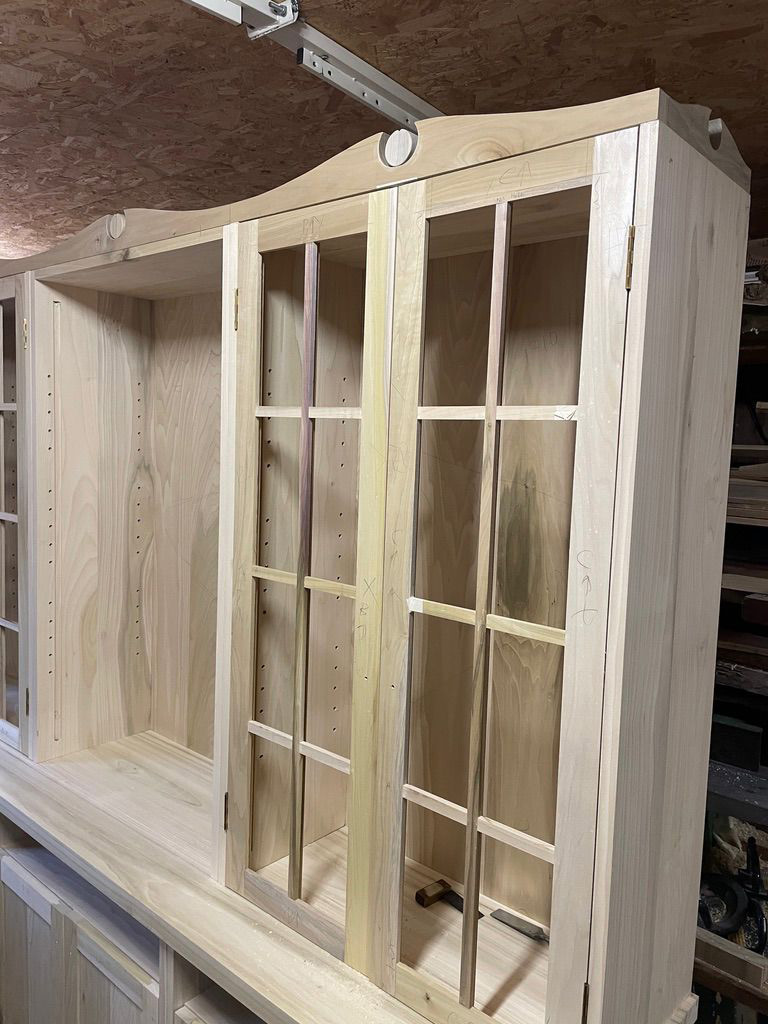 Freestanding Glazed Dresser